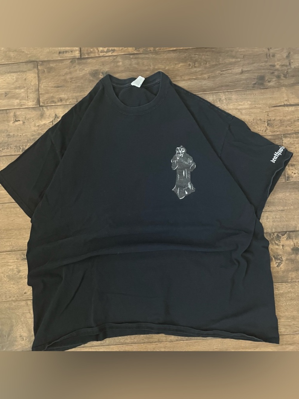Men’s Y2K Burn Graphic Shirt